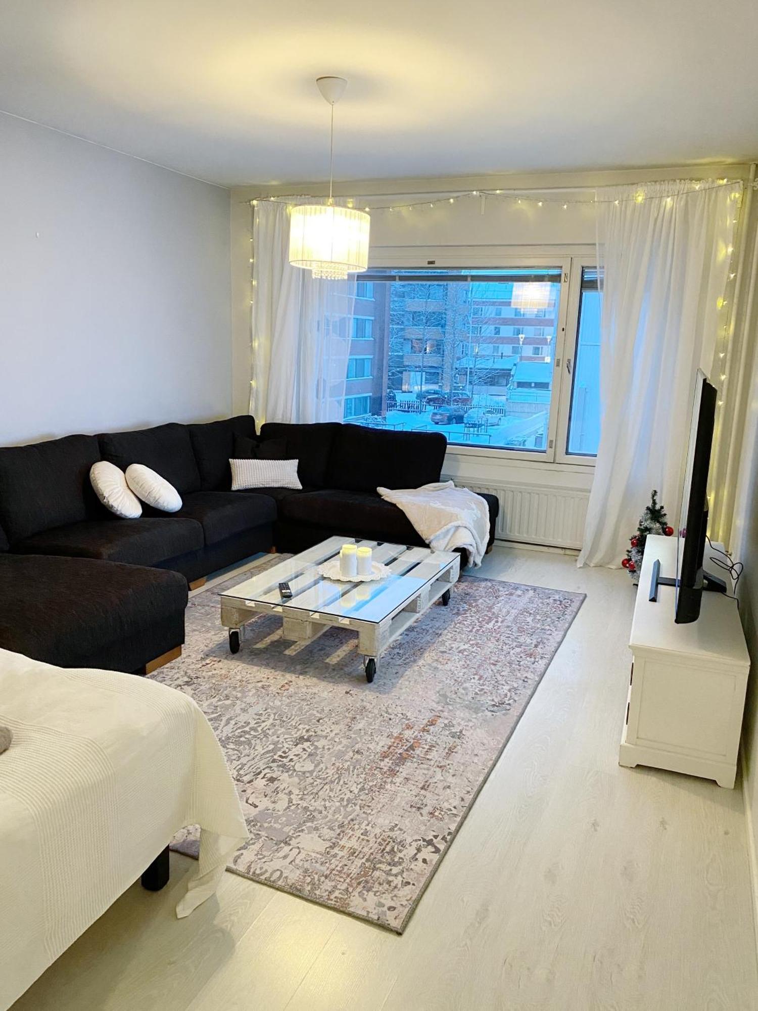 Spacious Home In Heart Of City Rovaniemi Exterior photo